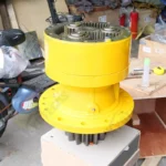 31E6-10180 R210LC-7 R180LC-7 Swing Motor